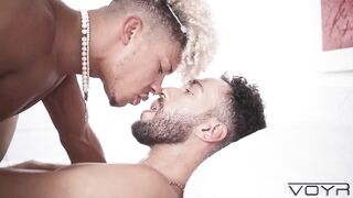 Elijah Pounds Juliano Hard in Wild Bareback Fuckfest
