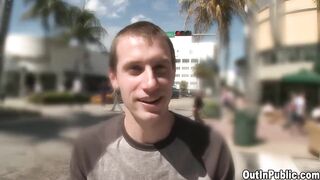 Kyle Quinn pays big for Alexander Garrett's sloppy blowjob in wild South Beach fuck