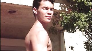 College muscle jocks busted naked in brutal group workout