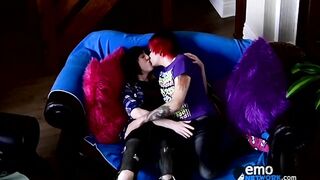 HomoEmo Drake Blaize and Alexander Daniels Rough couch makeout ruined by huge cock