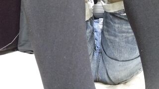 Boy daughter jeans leaked pee while fingering electric massager