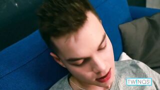 Muscular twink Ethan O stuffed his toy stuffed ass and blew his load