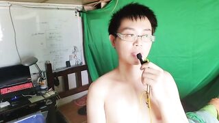 Android vs iPhone fight ends with Asian twink totally destroyed