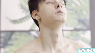 Brunette Twink jacking off with gaping hole solo