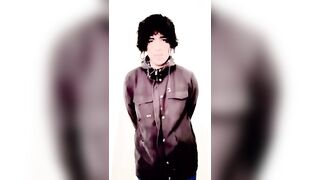 Twink blasts thick farts while moaning solo for 3 minutes