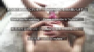 Japanese amateur guy moans while stroking his glans raw