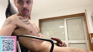 Skinny dark-skinned guy with a huge dick jerking off raw on cam