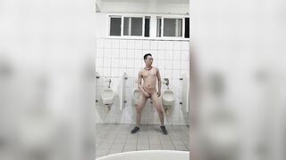 Taiwan twink flushes it raw in filthy public john