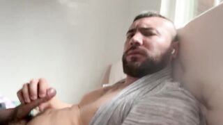 Big dick onlyfans leaker destroys gay boys with raw uncut solo