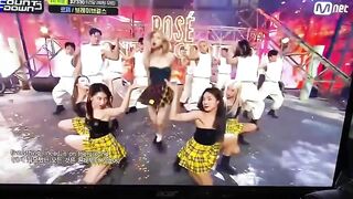 On the ground Semen splashes the ground Kpop handjob twink solo
