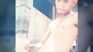 Pinoy gay boy jakol with dirty talk and squirted cumshot