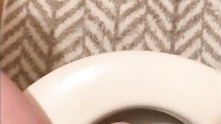 Japanese twink boy cumshot in toilet solo masturbation raw cum gushing eruption