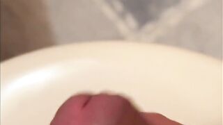 Japanese twink boy cumshot in toilet solo masturbation raw cum gushing eruption
