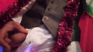 New Year French twink jerks off gags down his own cum in glass