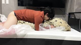 Raw deep kiss on futon drives huge cumshot asian twink gags messy