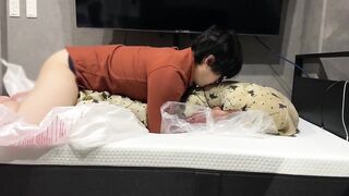 Raw deep kiss on futon drives huge cumshot asian twink gags messy