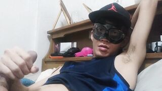 Asian twink’s armpit exposed and slime daks leaking thick cumshot solo