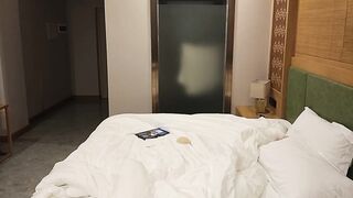 Lyin in bed with big gay asian twink raw solo