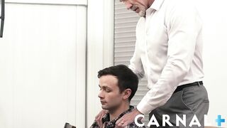 Mr Dallas Steele Invites Twink Logan Cross For Bareback Breeding