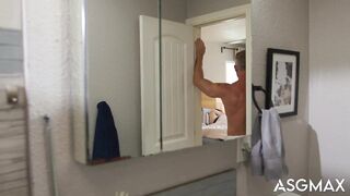 Silver daddy choked by hungry jock so deepthroat uncovered his big cock