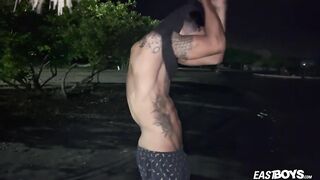 Latino muscle boy Lucian Reed destroys with his gushing hot body