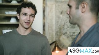 Jayden Marcos Barebacked by Hired Contractor Gets His Ass Destroyed Raw