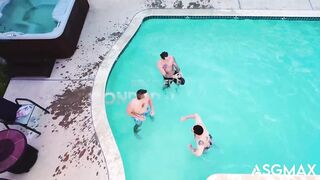 Hunk Kam Stone smashes new jock FWB raw and deep throat dripping