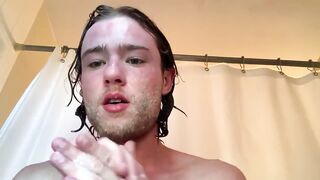 Scrubbing my feet and the whole body raw Foot cleaning bubbles gay shower solo
