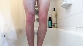 Scrubbing my feet and the whole body raw Foot cleaning bubbles gay shower solo