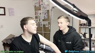 Tattoo artist gets throat fucked slurping thick ass till messy cumshot