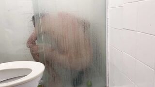 Monster dildo destroys tight ass in steamy shower