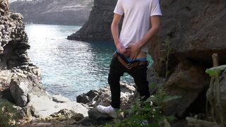 Twink Cum In Paradise raw public jerking off cumshot outdoors