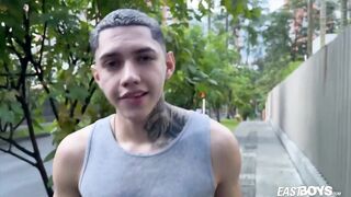 Twink Jhair Puentes huge dick gets destroyed in handjob heaven