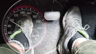 Gay Australian pedal pumping orgasm with brake failure