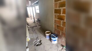 Worker Gets Fucked Raw Under Construction House in Medellín