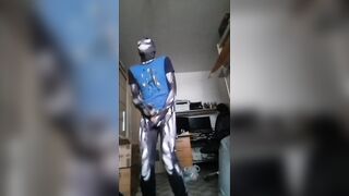Venom surprises you with his HUGE cumshot in suit cosplay