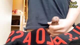 Pinoy grab driver ruined his used underwear with explosive load