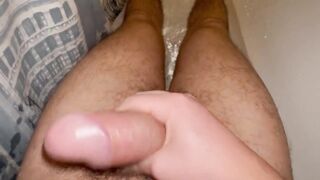 Gay twink tears while rough jerking in steamy tub caught on cam