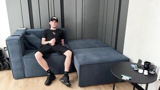 Nike socks gay dude blew his load big dick cumshot