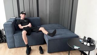 Nike socks gay dude blew his load big dick cumshot