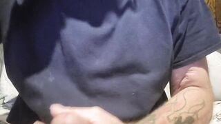 Scruffy bearded hunk wrecked in sloppy solo session