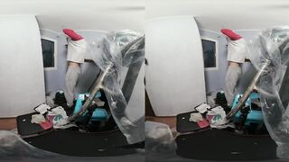 Gym rat gets filthy hard painting VR solo blowjob to hot cumshot
