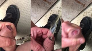 Desperate dude almost peed in backyard full bladder gay solo piss fetish