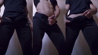 My Trainer Sends Me A Wanking Video And Destroys My Mind