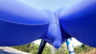 Spandex bulge explosion cumming in workout leggings exposed
