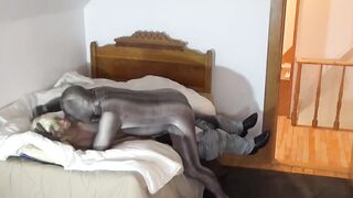 Zentai croc gagging on shirtless jock’s jeans stuffed cock