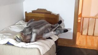 Zentai croc gagging on shirtless jock’s jeans stuffed cock