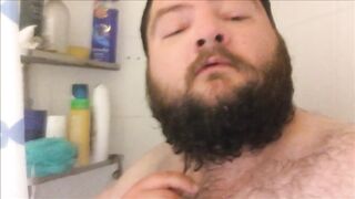 Bearded brute gets soaked in steamy solo shower mess