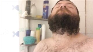 Bearded brute gets soaked in steamy solo shower mess