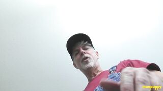Big Daddy crushes tiny squatter in huge size kink porn disaster